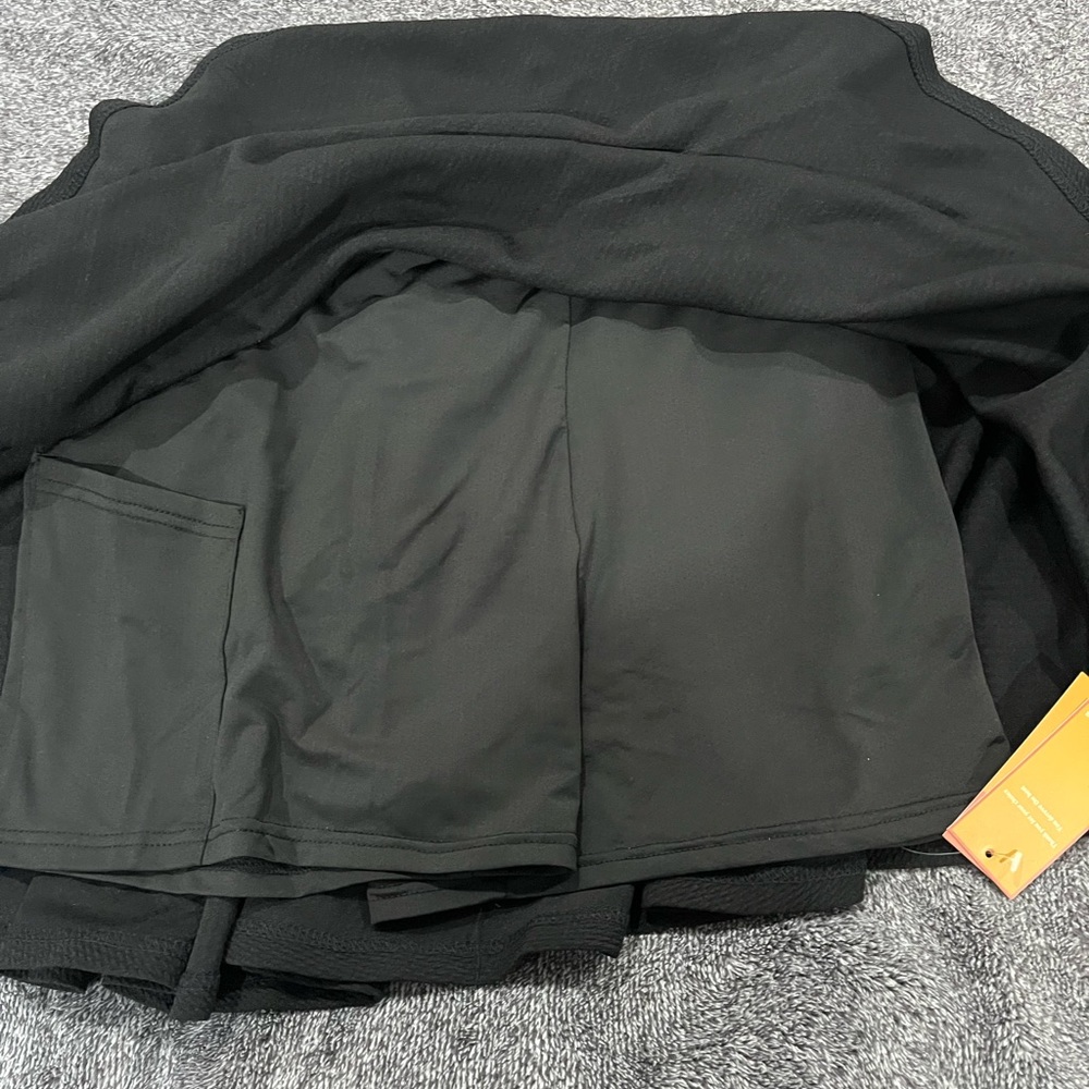 Amazon black tennis skort